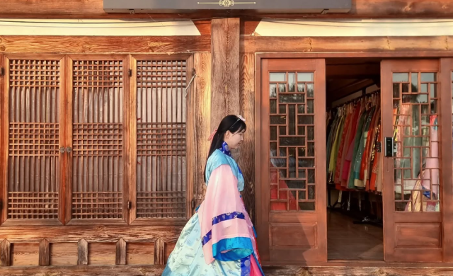 Gyeongju Hanbok Experience